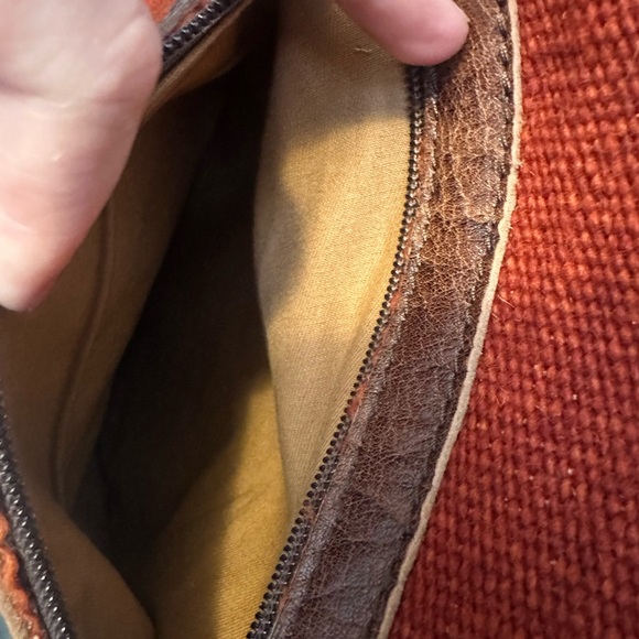 American Darling Brown and Tan Geometric Tote - Picture 4 of 7